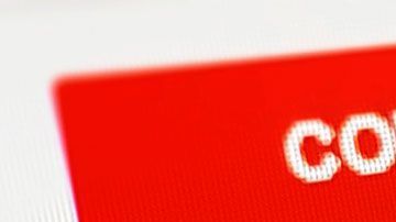 Para algunas personas, el modo oscuro les ayuda a que no se les canse la vista tan rápido.