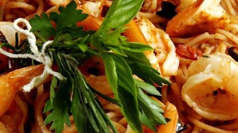 Saludable y nutritiva receta, por su bajo contenido en calorías es la perfecta opción para comidas o cenas ligeras.