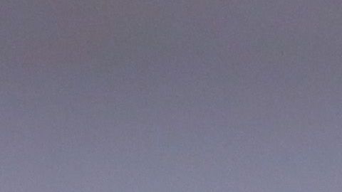 Ronaldinho tendrá que saldar su deuda con el gobierno si quiere jugar futbol en el extranjero.