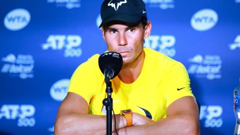 Rafael Nadal tiene un remedio infalible contra los calambres por deshidratación.