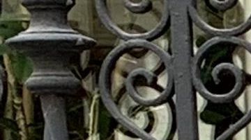 Blanca Soto y Eduardo Noriega durante un descanso del rodaje de 'No Te Puedes Esconder'.