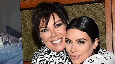 Kris Jenner junto a Kim Kardashian.