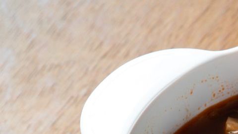 Exquisito guisado mexicano que forma parte de las tradiciones y costumbres de las mesas mexicanas.