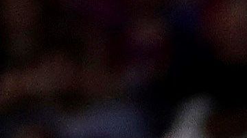 Messi salió del partido en el medio tiempo luego de sentir molestias.