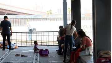 Mientras Gobierno de México pone atención en migrantes de otros países, deja a la deriva a paisanos repatriados por no tener plan integral.