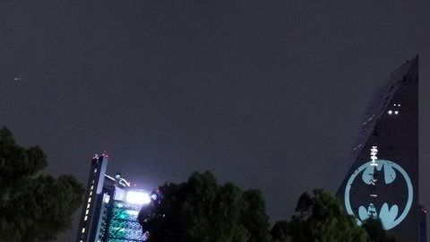 La proyección causó euforia entre los capitalinos.