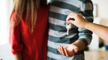 Comprar una casa no siempre es la mejor decisión financiera que podrías tomar.