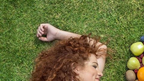 Integrar en tu plan alimenticio diario el consumo de colaciones, es un excelente aliado para aliviar los síntomas de dichos padecimientos digestivos.