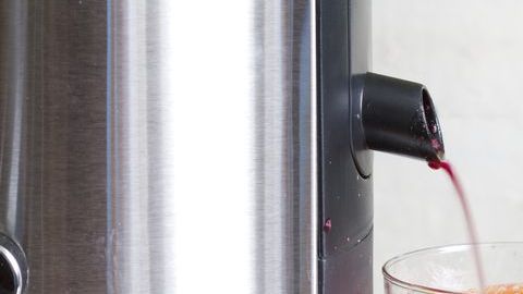 Las remolachas son uno de los alimentos con mayor contenido en ácido fólico, vitamina C y potasio.