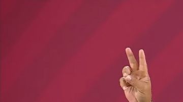 El mandatario bromeó diciendo ahora tendrá que ir al médico, aunque sólo le ha dado una gripa.