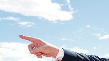 Fotografía de archivo del presidente Donald Trump durante una visita a la frontera sur.