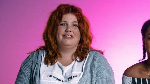 Sadie, Rebekah y Bex sufren endometriosis. En los tres casos los médicos demoraron años en llegar a un diagnóstico.