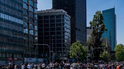 La crisis en Chile se desató después de que el gobierno anunciara el alza de los precios del pasaje de metro.