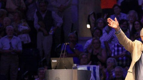 abaré Vázquez se convirtió en el primer presidente de izquierda de la historia de Uruguay en 2005 y, tras el gobierno de José Mujica, volvió al poder en 2015.