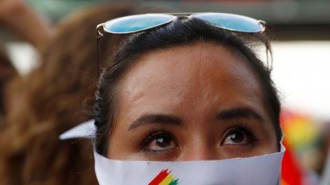 Los partidarios de Mesa denuncian que el gobierno alteró el recuento cuando apuntaba a una segunda vuelta.