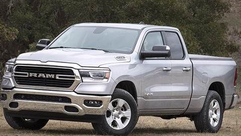 2019-ram-1500 quad cab-frontside_ra15q1901