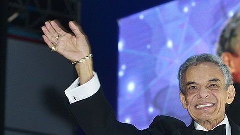 José José.