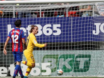 Antoine Griezmann celebrando un gol con el FC Barcelona.