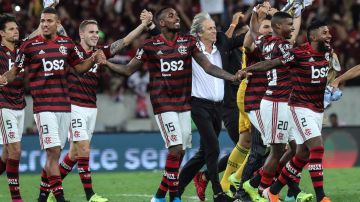 El Flamengo goleó como local por 5 a 0 a Gremio y jugará por segunda vez la final de la Libertadores en su historia.