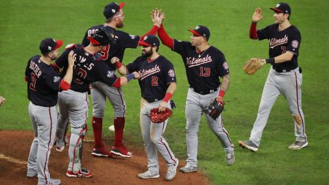 Adam Eaton, Juan Soto y Anthony Rendon pegaron sendos cuadrangulares mientras que Stephen Strasburg lanzó magistralmente.