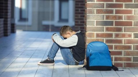 El abuso del niño en esa escuela lo puso en un gran riesgo.