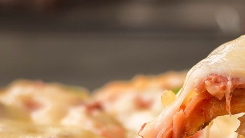 Celebra el Mes Nacional de la Pizza comiendo gratis.