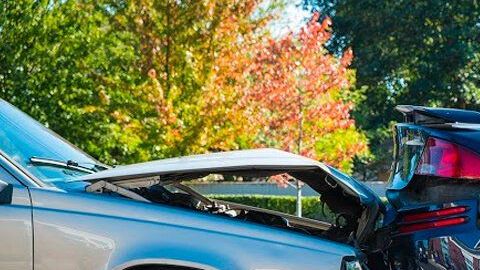 choque-por-atrc3a1s-1