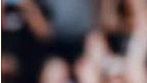 Carlos Vela festeja un gol con el LAFC.