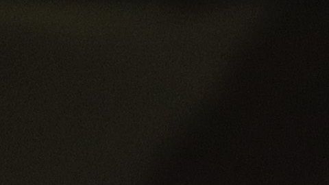 El boxeador no dudó en bajar a auxiliarlo.