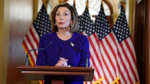 Pelosi dice que anunciará hoy si el juicio político va a votación.