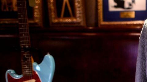 El suéter de Kurt Cobain.