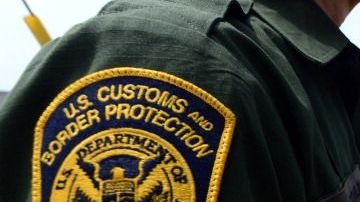 Fotografía de archivo de un oficial de la Patrulla Fronteriza.