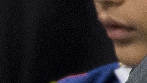 La regla de USCIS afectaría a unas 380,000 personas al año.