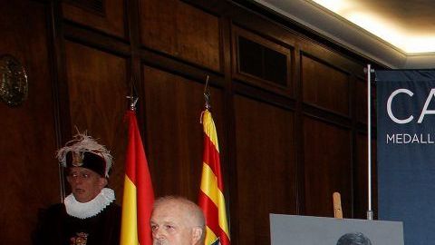 Capilla ardiente con las cenizas de Camilo Sesto