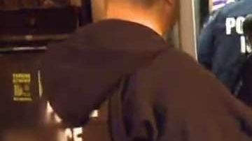 ICE mantiene operativos contra inmigrantes.
