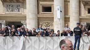 El grupo católico de "Jesus Bikers" presentó la Harley del 2016 personalizada al pontífice en julio del 2019
