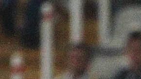 Con un gol de chilena de Henry Martin en el minuto 87, las Águilas del América empataron ante Necaxa y rescataron un punto en su visita al estadio Victoria, en Aguascalientes. 

Un partido sin muchas emociones en la primera mitad, en la que el argentino Guido Rodríguez recibió la tarjeta roja y dejó en inferioridad numérica a los de Coapa.

En la segunda parte cayeron los goles. Primero fue Renato Ibarra quien abrió el marcador.

https://twitter.com/TUDNUSA/status/1185760888105521153

Posteriormente Necaxa le dio la vuelta al partido con un gol de Mauro Quiroga y un autogol de Emmanuel Aguilera. 

https://twitter.com/TUDNUSA/status/1185762012178944000

https://twitter.com/TUDNUSA/status/1185764164481863681

Cuando el duelo agonizaba apareció el amuleto de América, Henry Martin.

https://twitter.com/TUDNUSA/status/1185765747475148801

Con el empate, Necaxa se quedó como segundo de la clasificación general con 25 unidades, mientras que América es cuarto con 22 puntos.