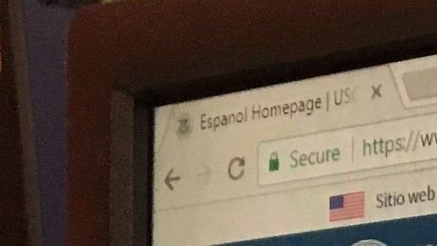 En la página web de USCIS puede conocer detalles sobre sus trámites.