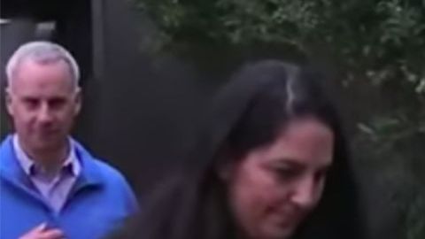 Marjorie Klapper al salir de una audiencia.