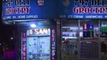 Mark Thomas y el lugar del crimen