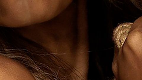 La mujer acudió a unas oficinas por un trabajo de vendedora y llevaba a su hija de 2 años.