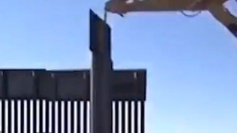 El presidente defiende su proyecto en la frontera.