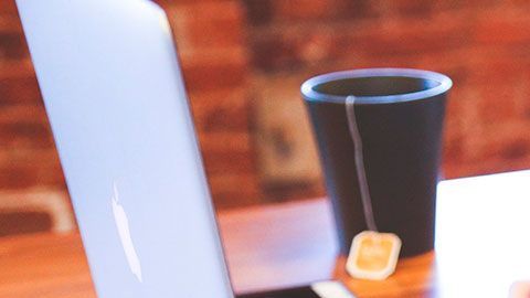 No tienes que pedirle prestado al banco miles de dólares para ser el dueño de tu propio negocio.