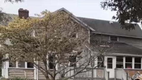 Dodge Challenger Hellcat incendiado