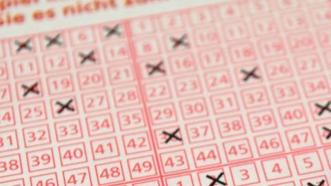 Más de mil jugadores ganaron con 2-2-2-2.