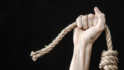 La pareja se suicidó en la residencia familiar en Constanta.