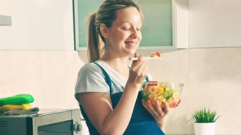 Existen alternativas menos dañinas para la salud y el medio ambiente de consumir carne, la historia de Tammi Jonas lo comprueba.