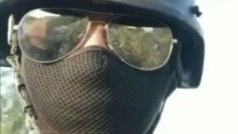 VIDEOS Sicarios de Los Metros y el CJNG muestran arsenal al patrullar la Frontera Chica