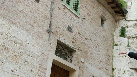 Fernando Iwasaki es un ejemplo viviente del español de las 'dos orillas'.