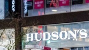 La policía busca al sospechoso de haber realizado el ataque.